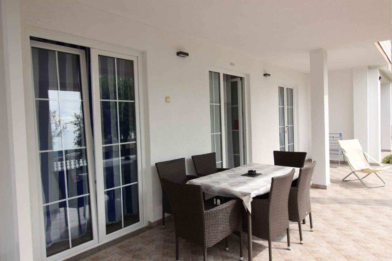 Apartment In Novigrad/istrien 9401 *